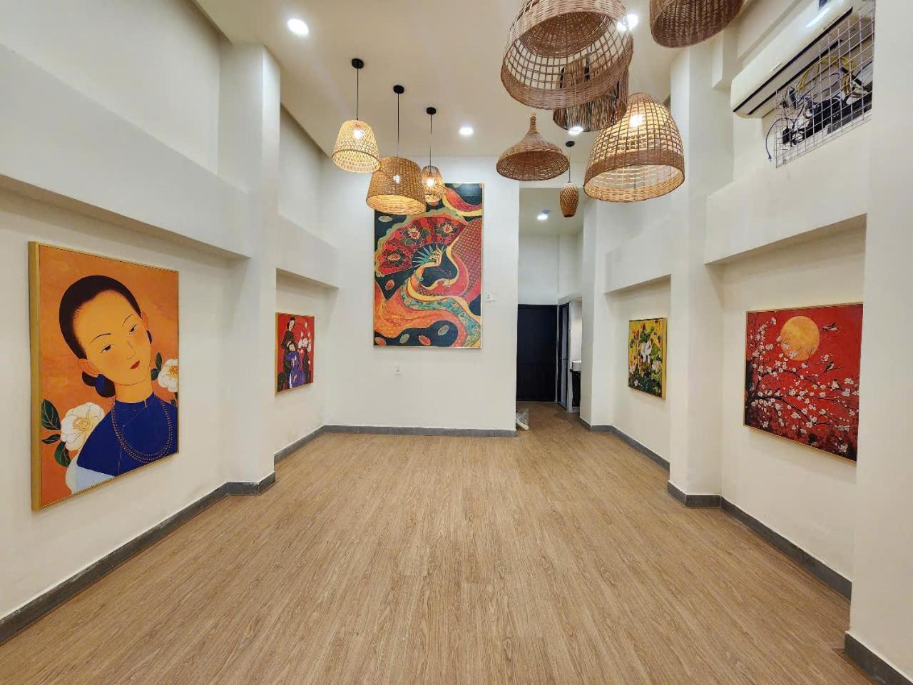 Soho Premium - Ben Thanh Market Area, Sg's Heart Ho Chi Minh City
